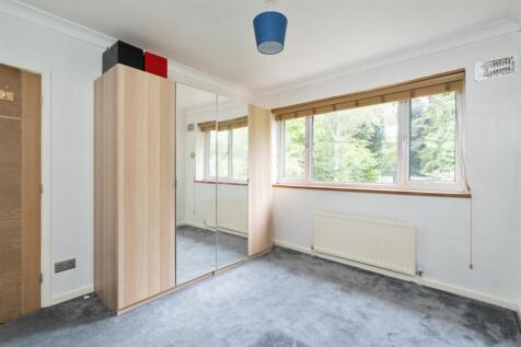 28 Rowlands Crescent_16.jpg