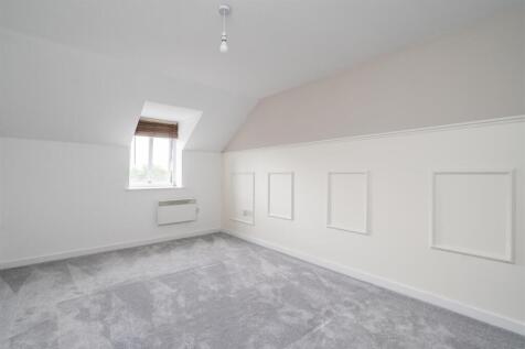 94 Main Street Dickens Heath B90 1UA_2.jpg