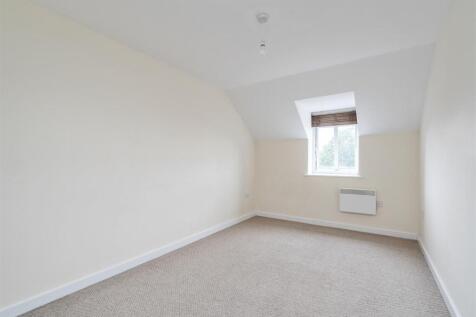 94 Main Street Dickens Heath B90 1UA_5.jpg