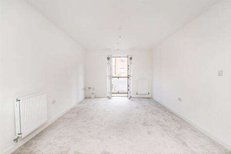 69 Newman Square_6.jpg