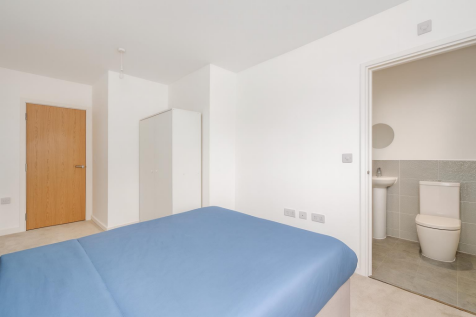 Apartment 9 Carlton Lodge_12.png