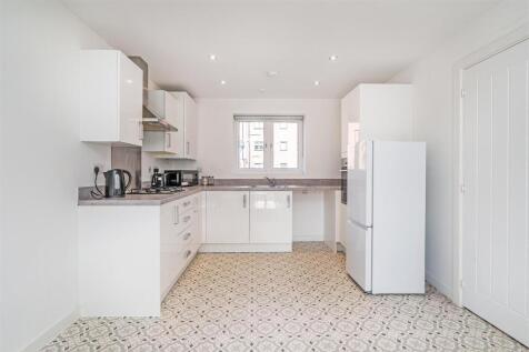 78 Newman Square_8.jpg