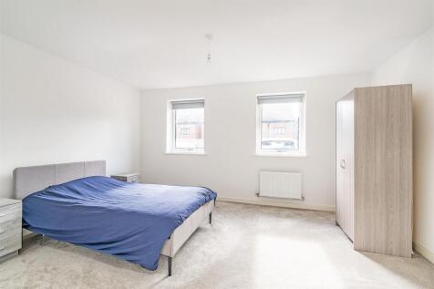 78 Newman Square_3.jpg