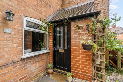 42 Castle Lane_21.jpg