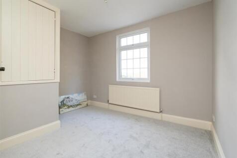 85 Lodge Road_5.jpg