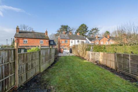 85 Lodge Road_19.jpg