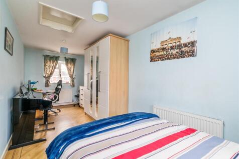 6 Stapenhall Road_13.jpg