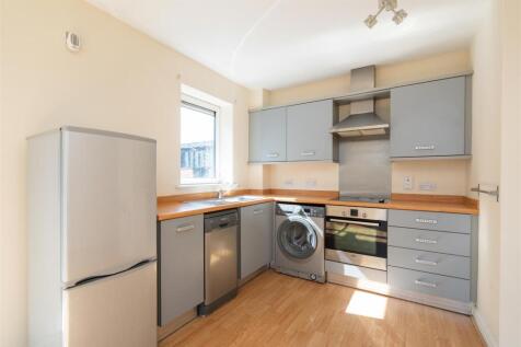 Apartment 6_12.jpg