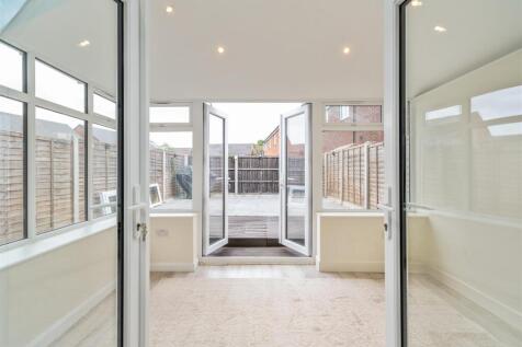 18 Kildare Close_16.jpg