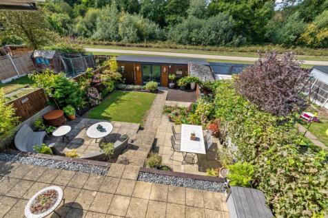 60 Eden Road_22.jpg