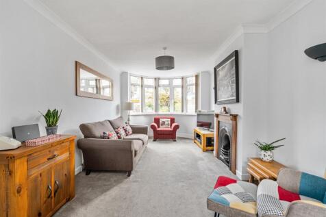 60 Eden Road_1.jpg