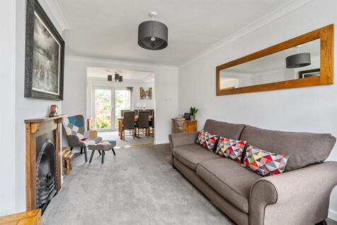 60 Eden Road_3.jpg