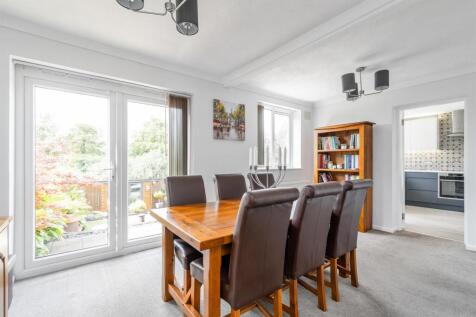 60 Eden Road_4.jpg