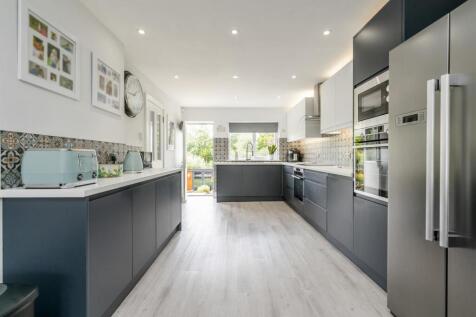 60 Eden Road_8.jpg