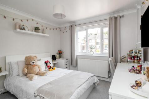 60 Eden Road_20.jpg