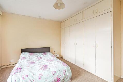 6 Keresley Close_4.jpg