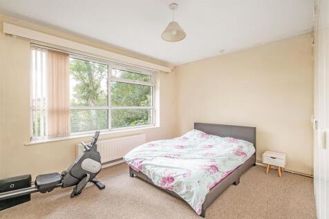 6 Keresley Close_3.jpg