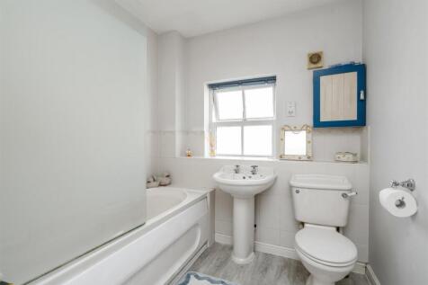 122 Rumbush Lane_13.jpg