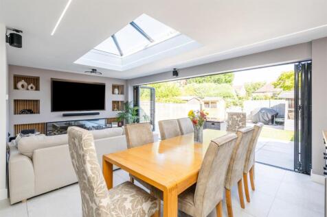 15 Ullenhall Road_15.jpg