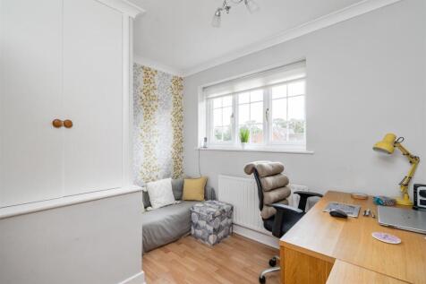 7 Beconsfield Close_12.jpg