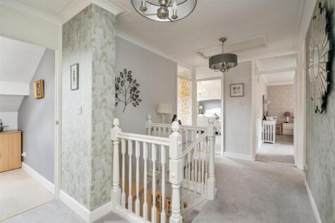 7 Beconsfield Close_21.jpg