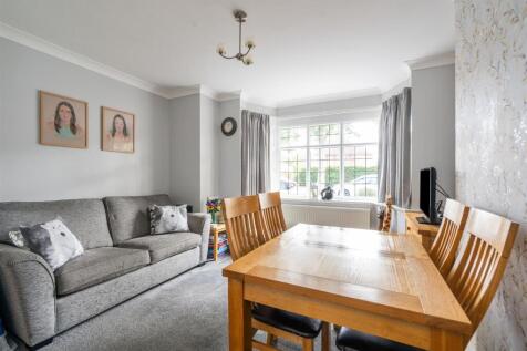 63 Highwood Avenue_11.jpg