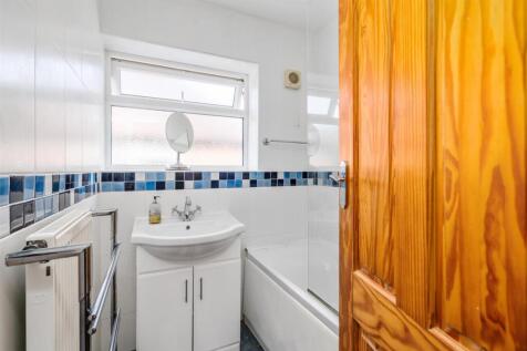 63 Highwood Avenue_4.jpg