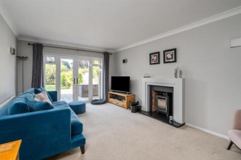 38 Buryfield Road_3.jpg