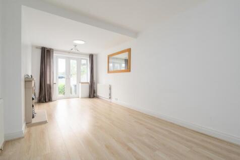 92 Sandgate Road_4.jpg
