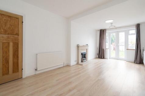 92 Sandgate Road_3.jpg