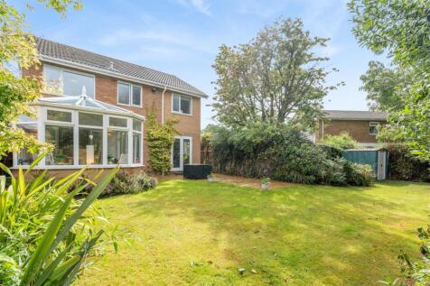 36 Raddington Drive_7.jpg