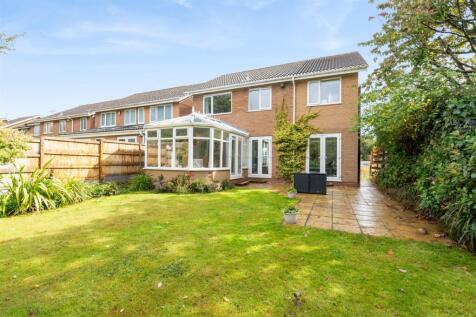 36 Raddington Drive_9.jpg