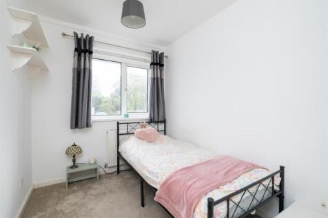 36 Raddington Drive_19.jpg