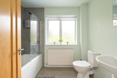 36 Raddington Drive_13.jpg