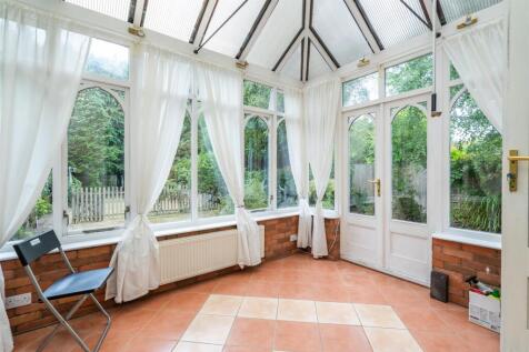 642 Streetsbrook Road_21.jpg