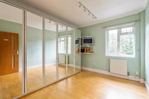 642 Streetsbrook Road_12.jpg