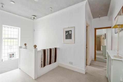 642 Streetsbrook Road_16.jpg