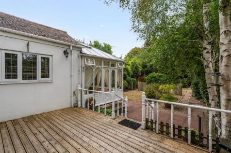 642 Streetsbrook Road_27.jpg