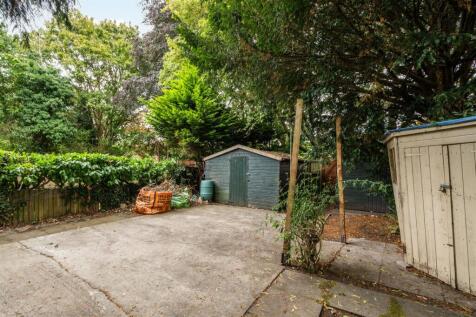 642 Streetsbrook Road_30.jpg