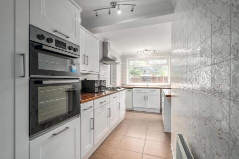 6 Hatchford Avenue-3_lo.jpg