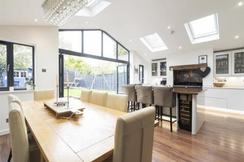 87 Witherford Croft_18.jpg