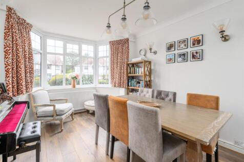 233 Ulverly Green Road_9.jpg