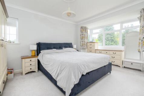 233 Ulverly Green Road_4.jpg