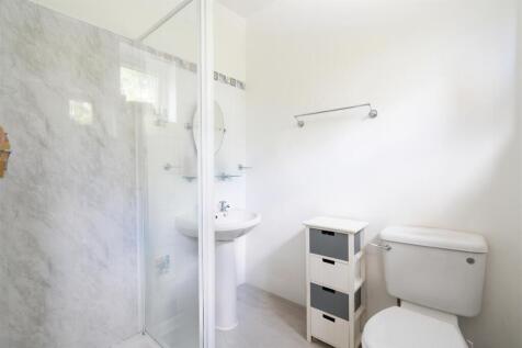 20 Crimscote Close_4.jpg