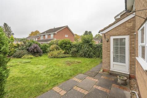 20 Farnborough Drive_17.jpg