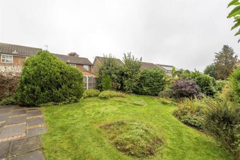 20 Farnborough Drive_18.jpg