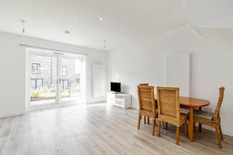 24 Lanchester Close_10.jpg