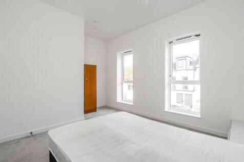 24 Lanchester Close_2.jpg
