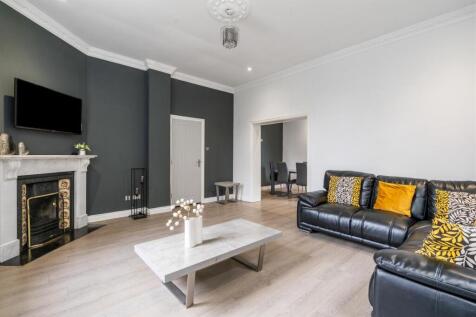 19 Catherines Close_5.jpg