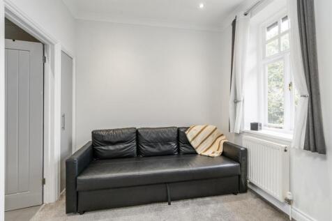 19 Catherines Close_9.jpg